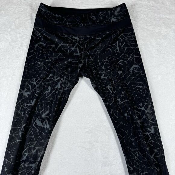 Lululemon Active Capri Black‎ Gray Womens 4 Gym CrossFit Athletic - Picture 2 of 12